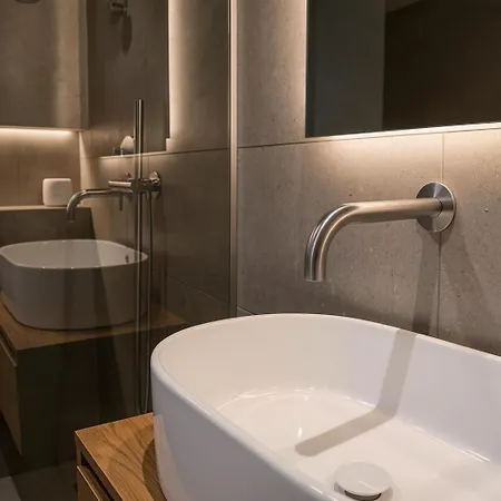 Kimolia Apartment *