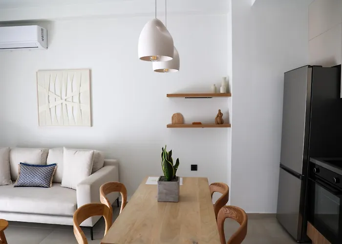 Kimolia Apartament *